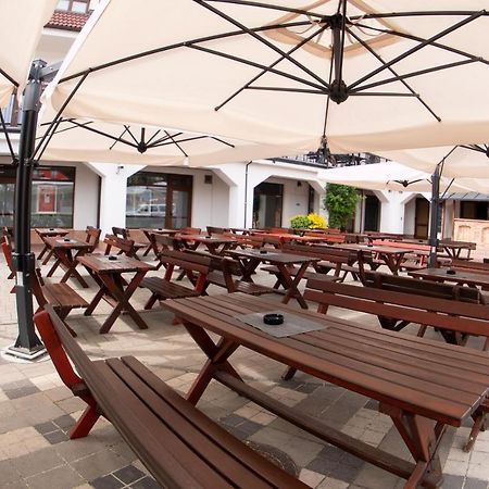 Hotel Sluneční dvůr Brno Exterior foto